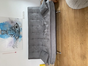 Neuwertige Couch 