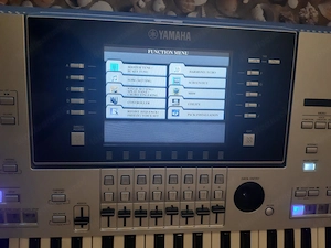 Tyros 4 Yamaha Absolut Neuwertig Bild 3