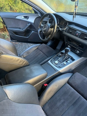 Audi A6 Avant Unfallauto Bild 4