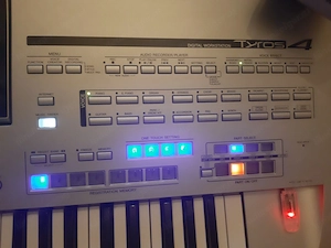 Tyros 4 Yamaha Absolut Neuwertig Bild 6