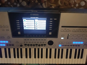 Tyros 4 Yamaha Absolut Neuwertig Bild 8