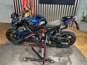 BMW M 1000 R Viel Zubehör Bild 9