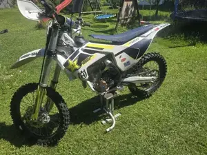 Husqvarna FC250 Bild 2