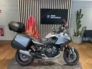 Honda NT 1100 NT 1100 Bild 2