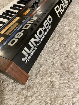 Roland Juno 60 Analog Synthesizer Bild 3