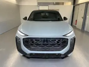 Audi Q3 Sportback NEU TFSI 265 PS quattro S line Pano+T... Bild 2