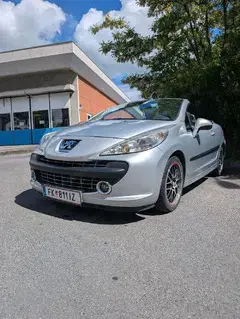 Peugeot 207cc 1,6 Turbo 150Ps Cabrio Roadster  Pickerl 10 26+4 Bild 6