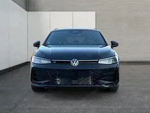 VW Passat Variant R-Line 4WD+PANO+AHK+HARMAN+NAVI+HUD+Matrix+ACC ... Bild 6