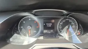 Audi A4 Avant 2.0TDI Bild 2