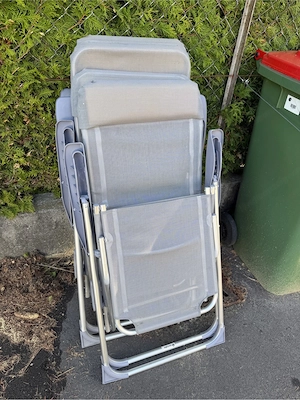 Liegestuhl zu verschenken Bild 2
