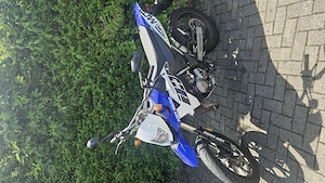 Moped Generic, Supermoto Bild 4