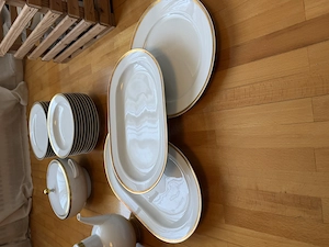 Goldrand Geschirr   Speise- & Kaffeeservice Bild 9