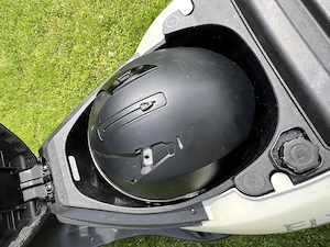 Piaggio Fly 50 2T Roller Moped weiß, fahrbereit  Bild 10