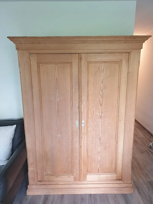 Bauernschrank