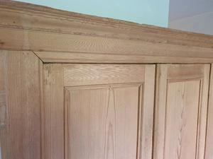 Bauernschrank Bild 3