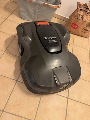 Husqvarna Automower 405X - Mähroboter Bild 2