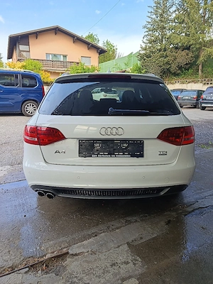 Audi A4 Quattro 2.0 TDI S Line Bild 2