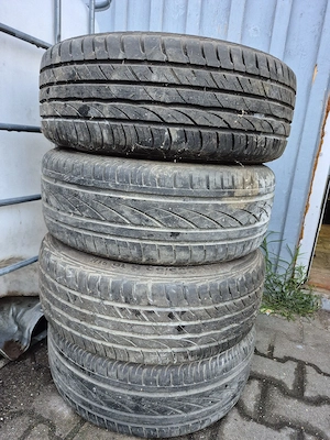 volvo , hyundai  Bild 4