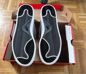 Achtung selten Nike Court Tradion V2 Bild 4