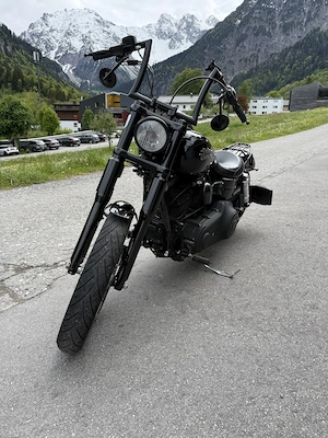 Harley Davidson FXDB Street Bob 2013 - Top Zustand mit vielen Extras