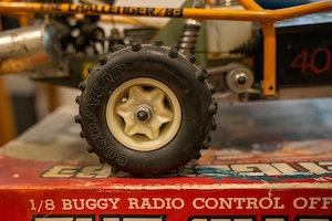 Rarität! - Thunder Tiger - The Challenger   83 - Vintage 1 8 Nitro Buggy - Komplett mit Box Bild 4