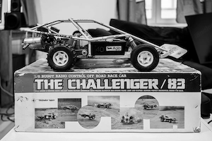 Rarität! - Thunder Tiger - The Challenger   83 - Vintage 1 8 Nitro Buggy - Komplett mit Box Bild 6