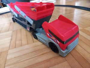 großer Hot Wheel Transporter Bild 3