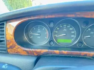 Jaguar XJ Bild 2