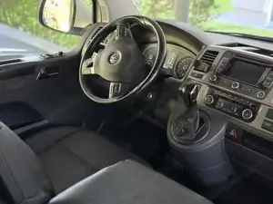 VW Bus Bild 7
