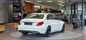 Mercedes-Benz C 180 Bild 7