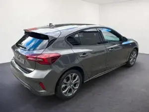 Ford Focus Lim. 1.0 ST-Line/LED/RFK/NAV/19Z/ 92 kW (125 PS... Bild 3