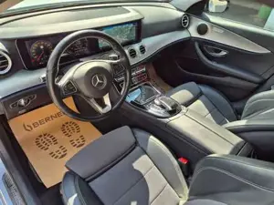 Mercedes-Benz E 220 Bild 12