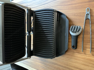 Großer Tischgrill zu verkaufen! Bild 2