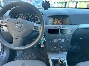 Opel Astra DTH Bild 7