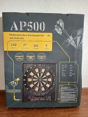 Elektronisches Dartboard-Set mit Schrank Bild 2