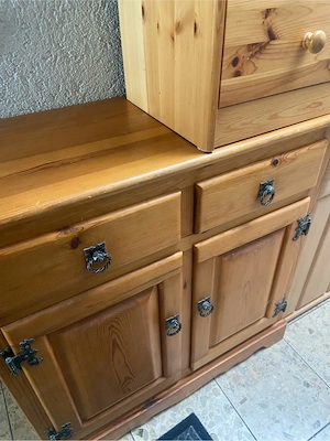 Vollholz Schrank