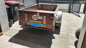 Hirth PKW Anhänger gebraucht, gebremst. 1200 KG Gesamtgewicht. Bild 2