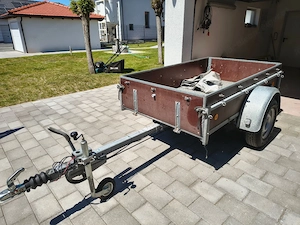 Hirth PKW Anhänger gebraucht, gebremst. 1200 KG Gesamtgewicht. Bild 3