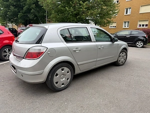 Opel Astra Bild 4