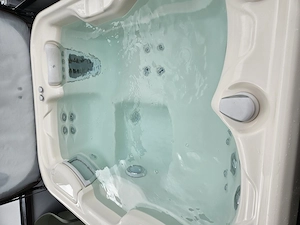 Premium Whirlpool für 3 Personen Bild 7