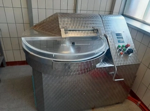 Kutter Blitz Düker Rex Betrieb mit Diesel Motor Auflösung Augsbur Bild 3
