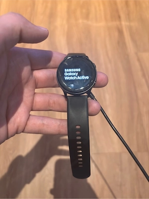 Samsung Galaxy Watch Active Smartwatch - Schwarz, inkl. 2 Ladekabel Bild 2