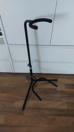 Gitarrenständer Bild 2
