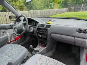 Toyota Starlet Bild 2