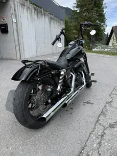Harley Davidson FXDB Street Bob 2013 - Top Zustand mit vielen Extras Bild 4