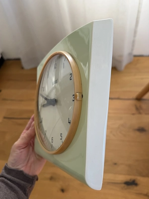Wunderschöne originale Garant Wanduhr Bild 2