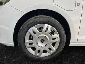 Ford  Bild 13