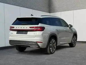 Skoda Kodiaq Sportline 4x4+AHK+PANO+KAMERA+EL. HECKKL.+PDC+2... Bild 3