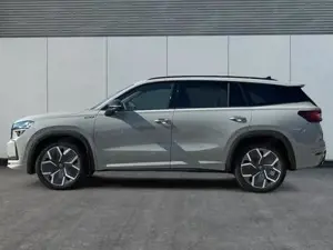 Skoda Kodiaq Sportline 4x4+AHK+PANO+KAMERA+EL. HECKKL.+PDC+2... Bild 2