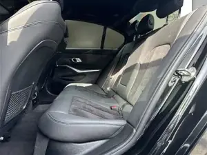 BMW 320i xDrive M Sportpaket Pro // Anhängerkupplung // elektr. Sitze // Bild 11